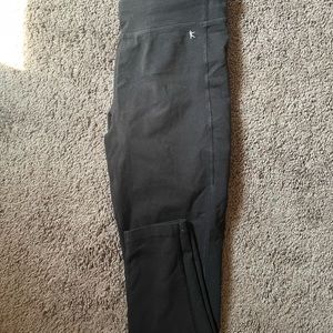 Black leggings